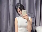 La migliore bellezza asiatica indossa un selfie di biancheria intima sexy