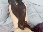 Coppia cinese che fa sesso sul letto